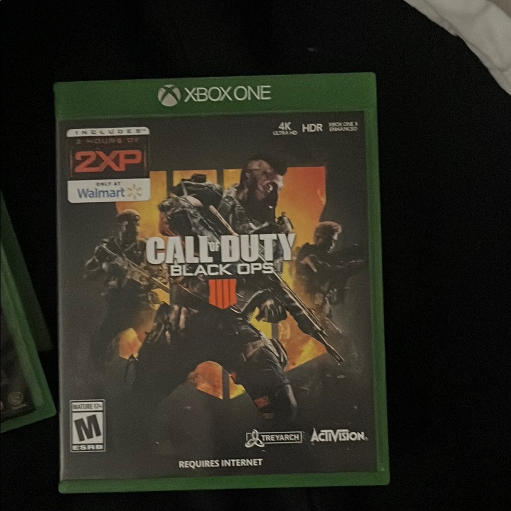 Xbox One Console With Red Controller - image 2